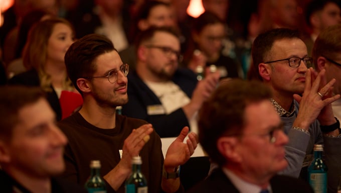 Die Gewinner werden gefeiert