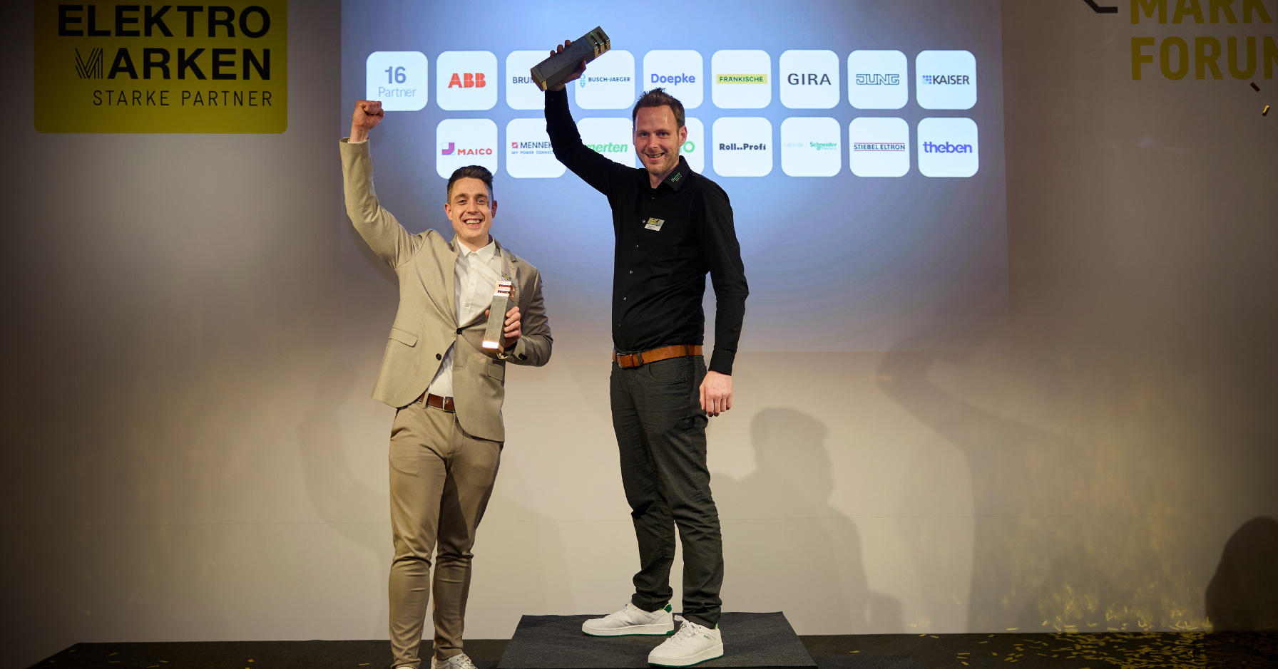 Elektrotechnik Tietz (Platz 1) und Elektro Brinkmann (Platz 3) bei der ELMAR 2025 Preisverleihung auf dem Markenforum von Elektromarken. Starke Partner – ausgezeichnete Elektrobetriebe für Markenstärke und Innovation im Elektrohandwerk